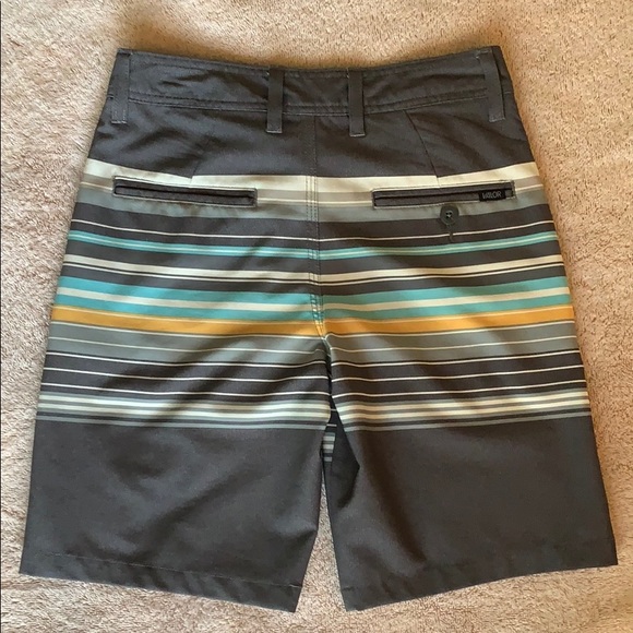 Valor Boys Hybrid Shorts. - Picture 3 of 3